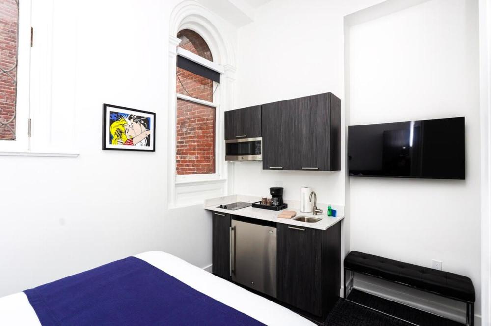Stylish Studio in Fenway Neighborhood - Unit #203